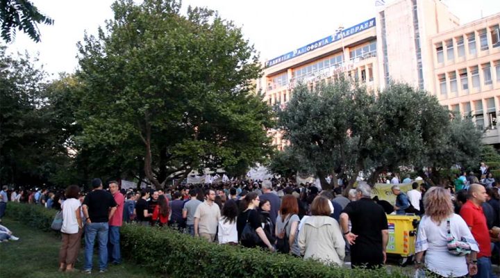 14.06.2013 – ERT SOS: BLACK ON PUBLIC TV